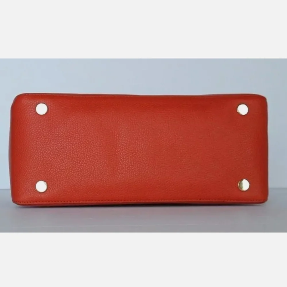 Michael Kors retail $400